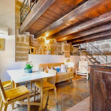 Alghero Old Town Apartment Steps To Sea And Scenic Ramparts 外观 照片