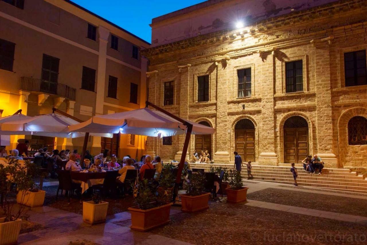 Alghero Old Town Apartment Steps To Sea And Scenic Ramparts 外观 照片