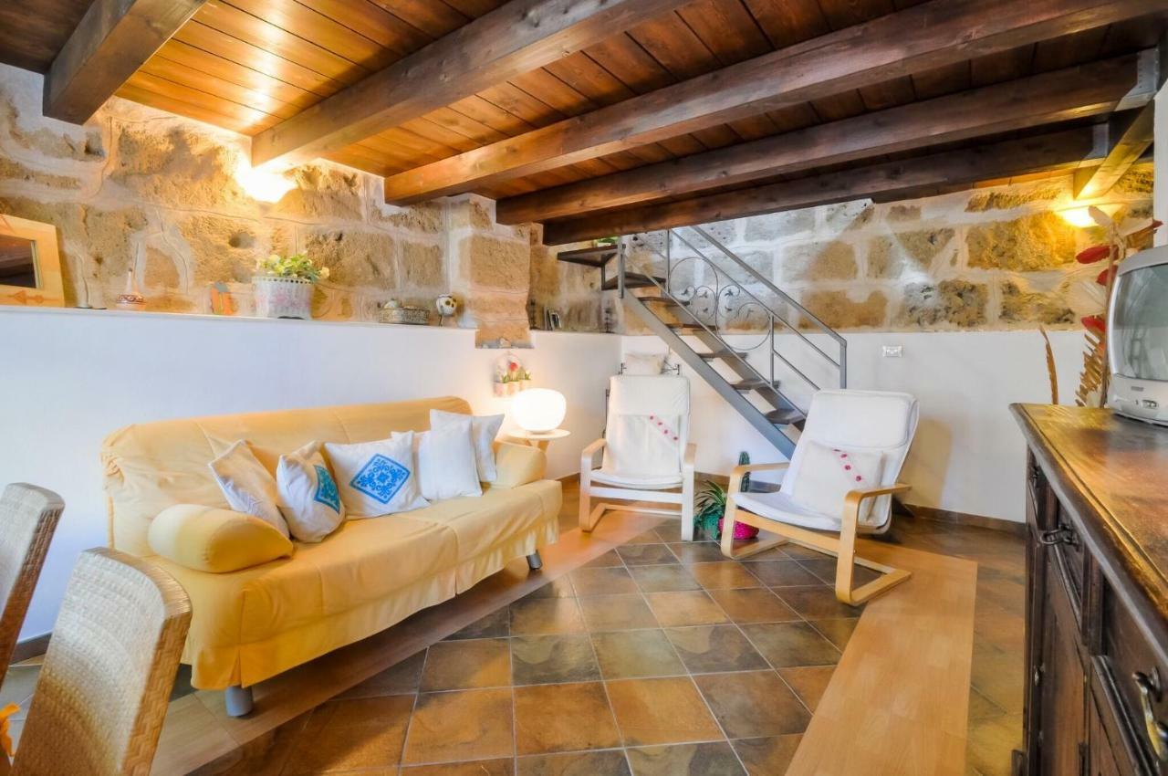 Alghero Old Town Apartment Steps To Sea And Scenic Ramparts 外观 照片