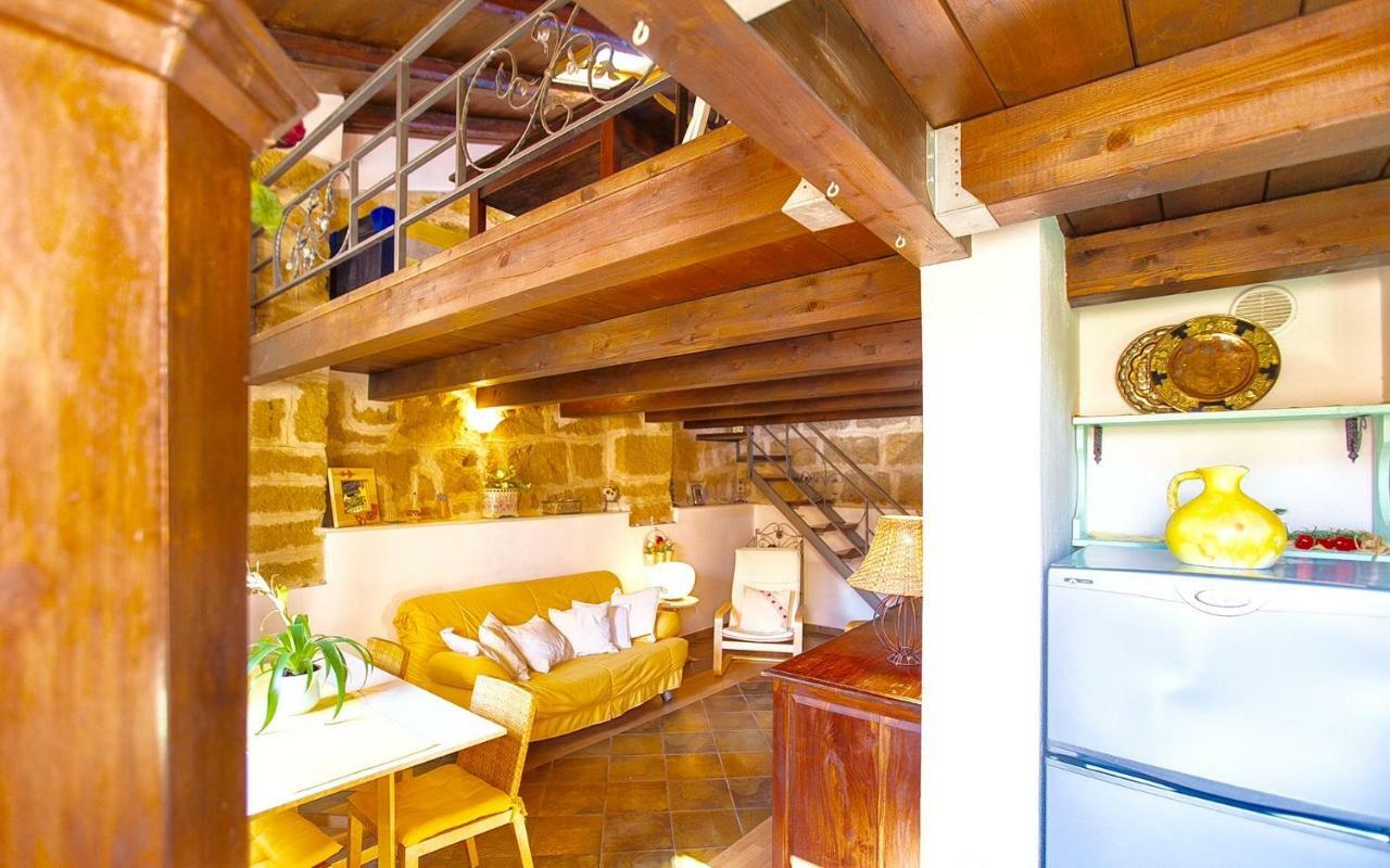Alghero Old Town Apartment Steps To Sea And Scenic Ramparts 外观 照片